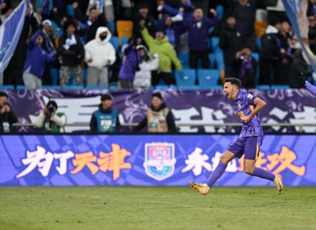 【中超】哈达斯点射卢卡斯失点 津门虎2比0战胜浙江