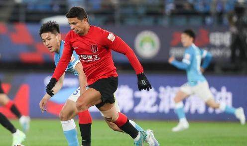 九游娱乐官网-【中超】特索涅夫任意球造险 大连人0比0成都蓉城