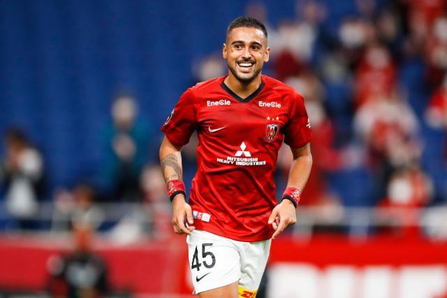 从日韩强挖VS从中国捡漏，这就是中日足球的差别